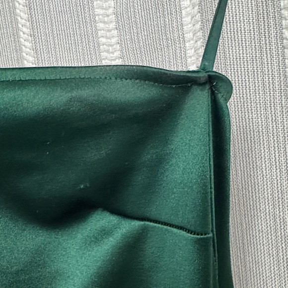 Windsor One-Shoulder Mini Dress with an Open Back in Deep Green Size S - Picture 4 of 10
